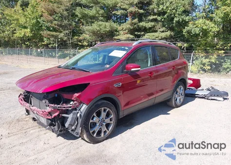 2015 Ford Escape Titanium z USA, uszkodzony, nr VIN 1FMCU9JX7FUA28750